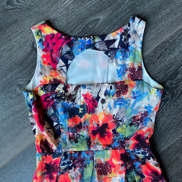 Multi-colour floral a-line dress - Picture 4 of 5